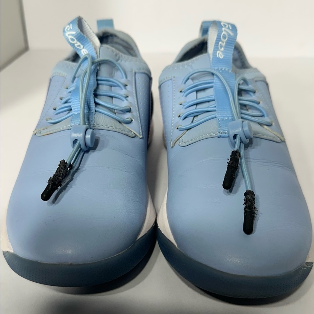 Light Blue Athletic Shoes clove size 6.5 womens pre owned